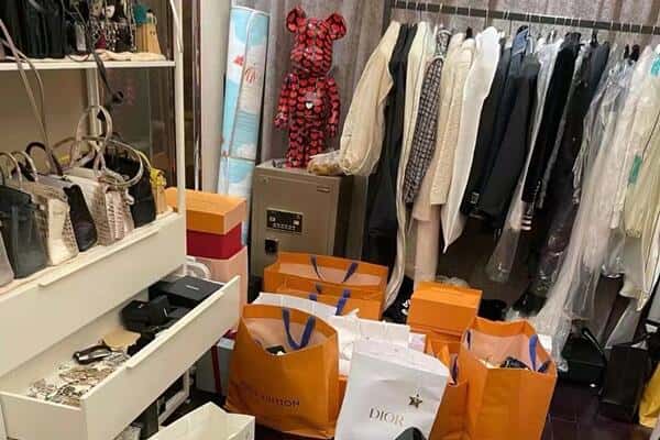 哈尔滨依兰回收一线品牌衣服